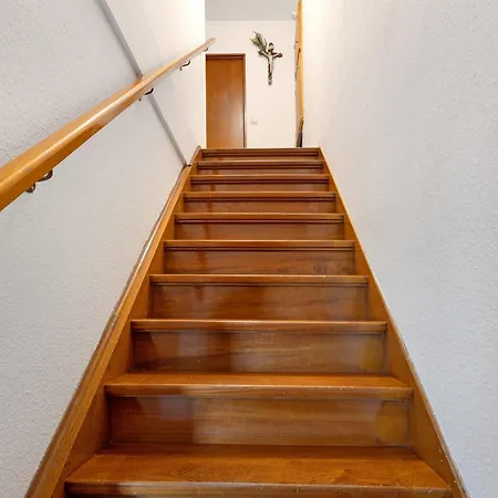 Leber Apartment *